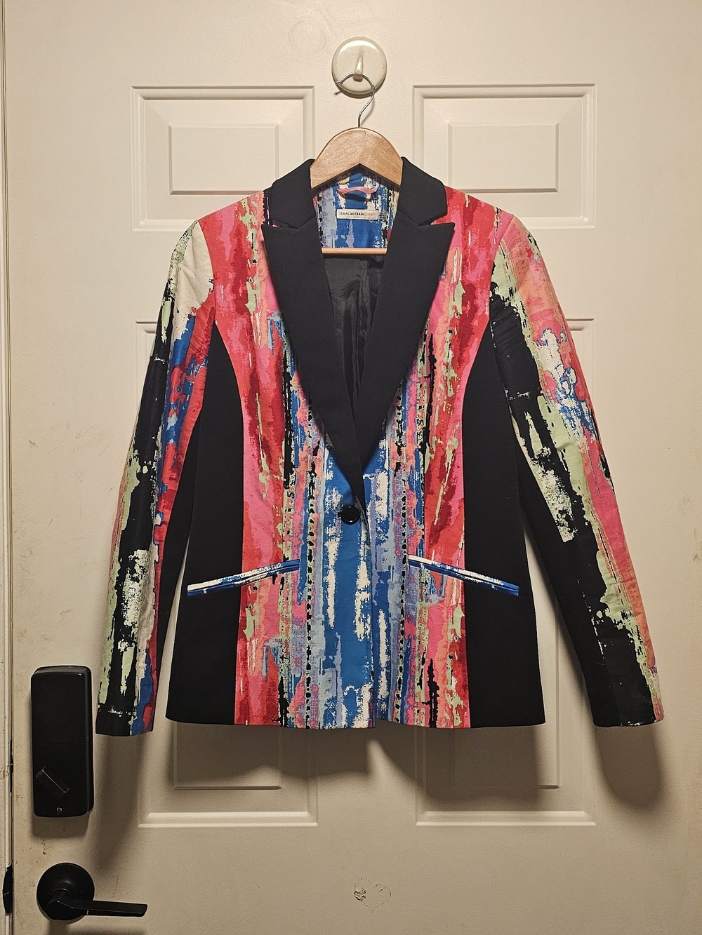 Isaac Mizrahi Multicolor Abstract Print Blazer with Black Lapel